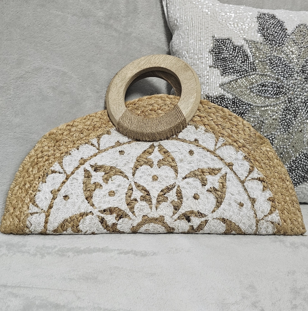 Elegant Tan and White Woven Clutch